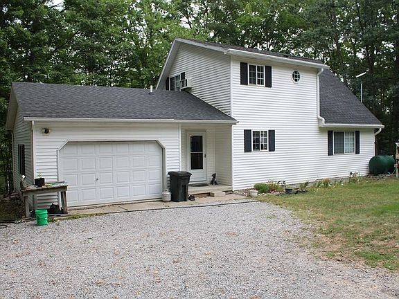 3rd image of 4721 Teaberry Ln