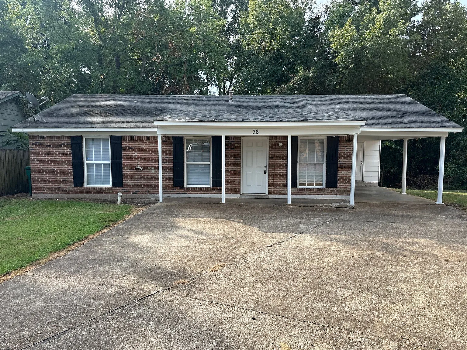3 bed, 1.5 bath, 1026 sqft, $1,450 — Photo 1