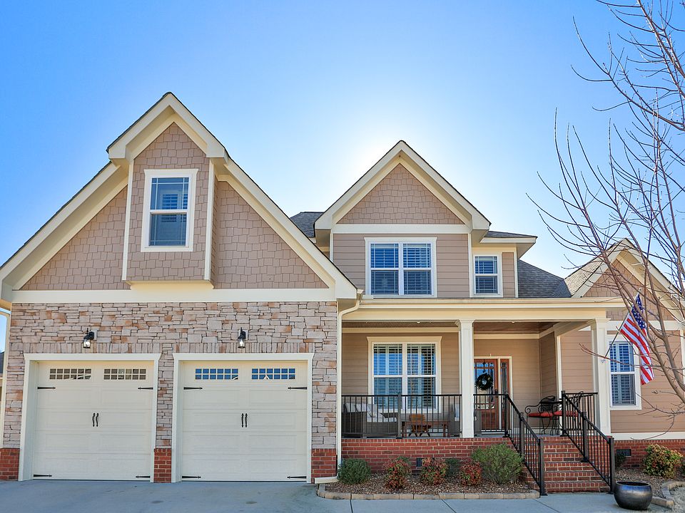 8483 Deer Run Circle