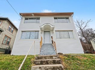 3835 Vine St, Cincinnati, OH 45217