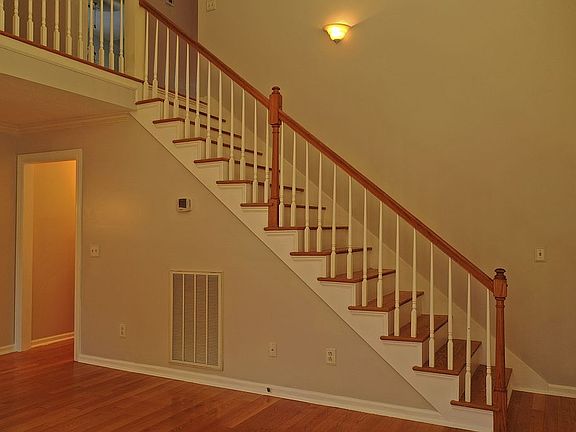 5th image of 3428 Belle Chase Dr