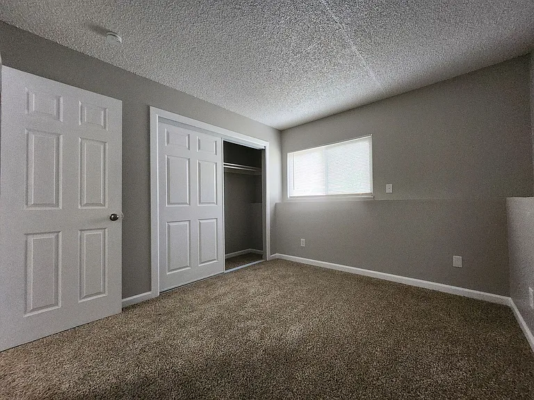 2922 Straus Ln #D — Photo 20