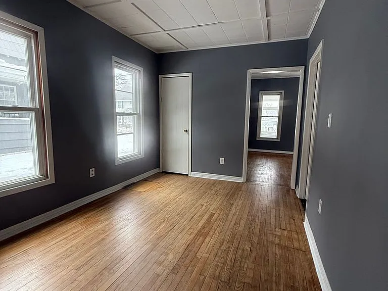 42 Woodward Ave — Photo 4