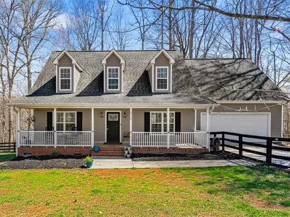 6108 Church St, Greensboro, NC 27455