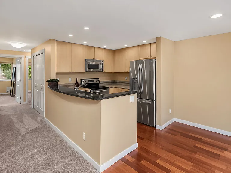 8240 126th Ave NE #A301 — Photo 6