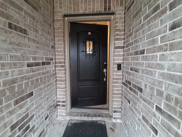 1514 Ancient Oak Ln — Photo 20