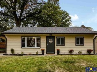 1925 S 34th St, Lincoln, NE 68506