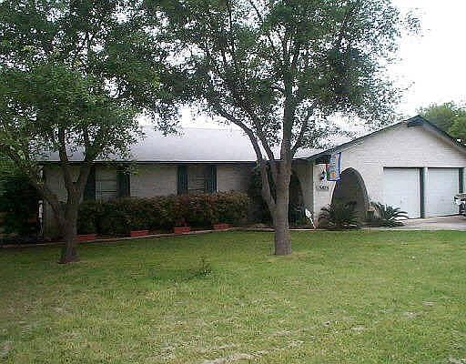 1st image of 13823 KINGSBURY HILL DR