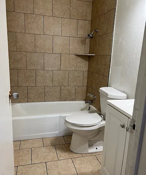 4371 Berke Rd — Photo 5