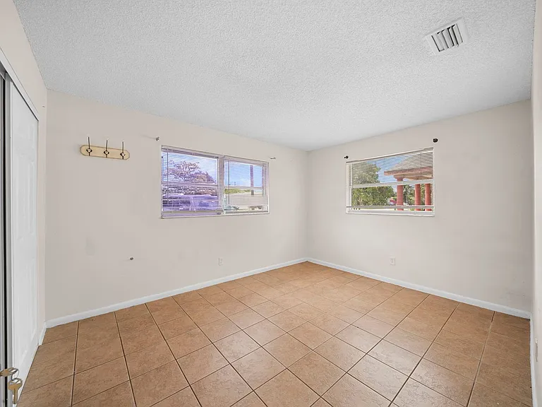 5551-5553 5th Ave — Photo 11