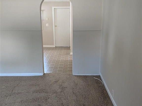 2nd image of 28880 Hillview St