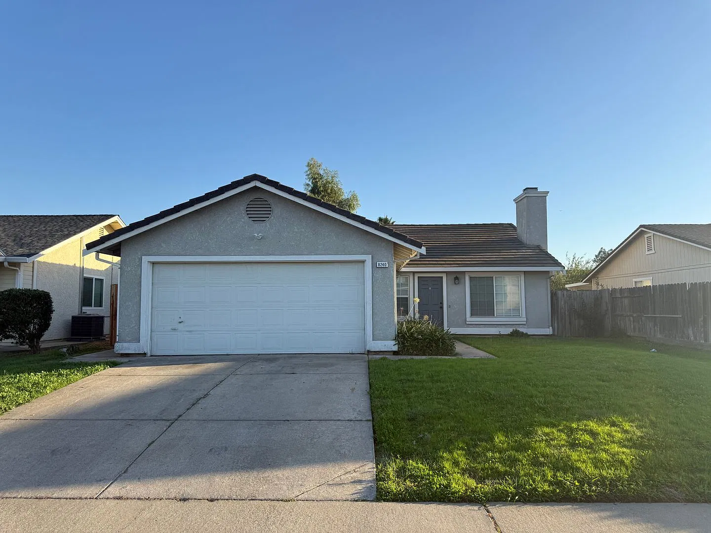 3 Bed| 2 Bath | 1440 SF | 2 Car Garage | Single Story | Tenant pays $175 monthly for WS&G — Photo 1