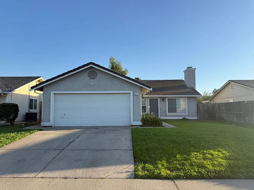 8240 Summer Falls Cir