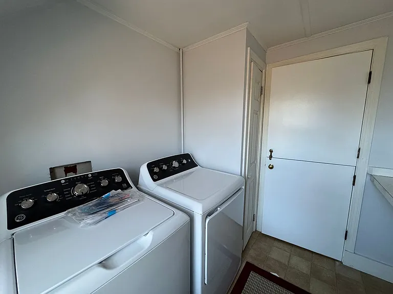 40 Gile St #2 — Photo 6