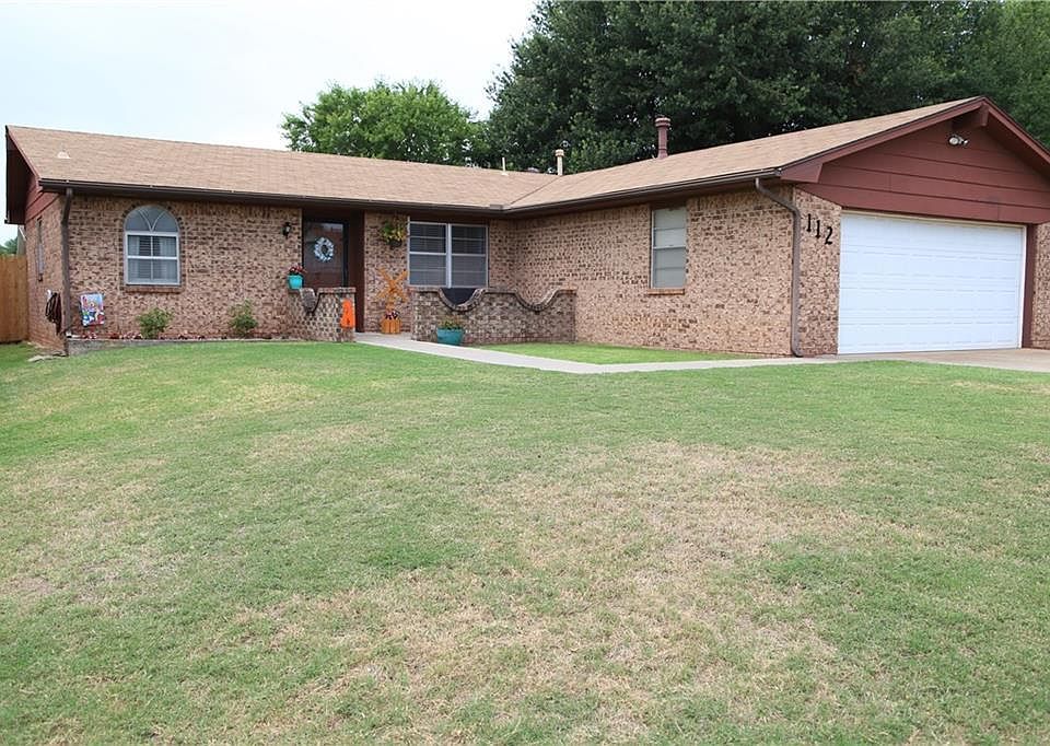 1st image of 112 Aspen Dr