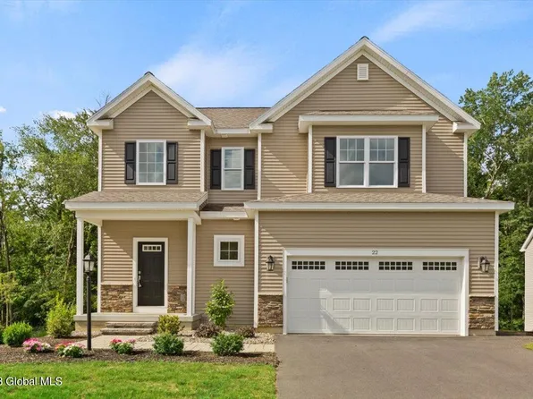 22 Wellington Court, Clifton Park, NY 12065