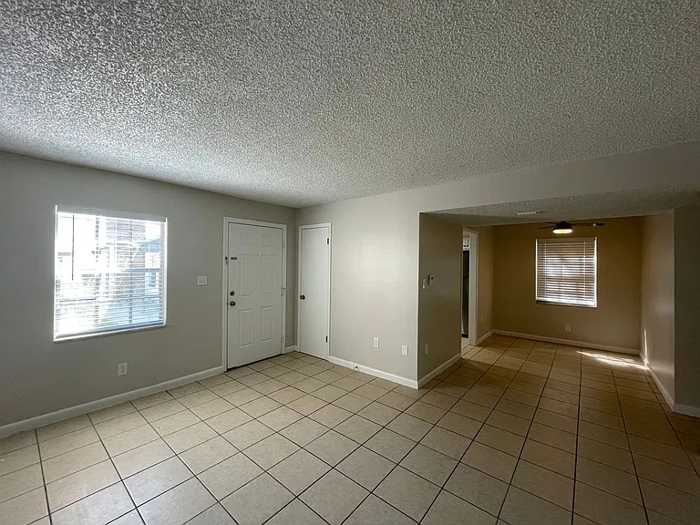 1223 Pamela St — Photo 26