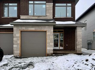 175 Bliss Cres, Ottawa, ON K2V0T5