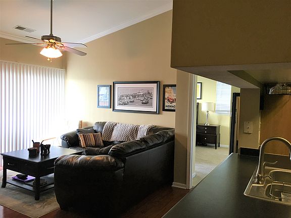 5th image of 19608 Galway Bay Cir APT 403