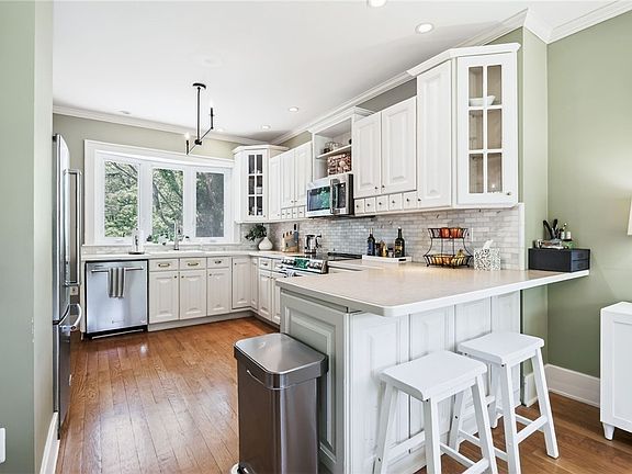 2nd image of 763 Penfield Rd