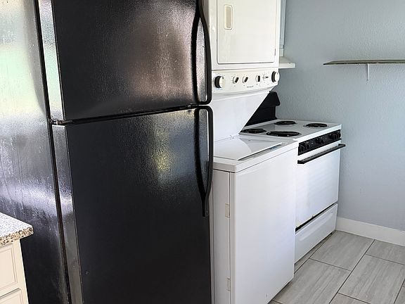 4th image of 1011 62nd St #B