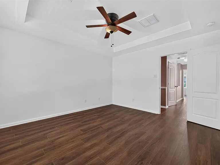 8126 Montague Manor Ln — Photo 24