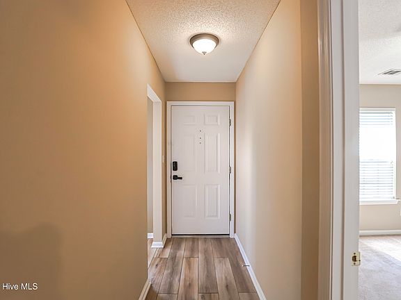 3rd image of 25 Charlestowne Drive