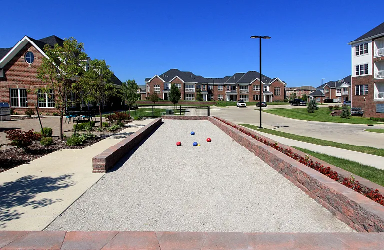 BelleMeade Apartments — Photo 35