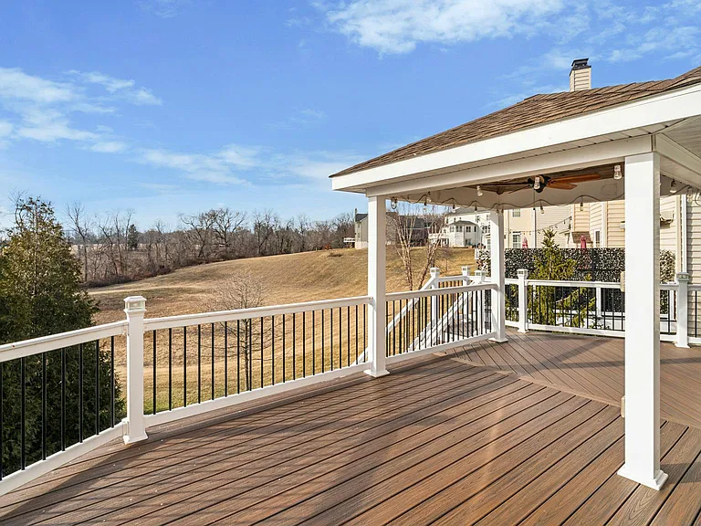 178 Pratt Ln — Photo 34