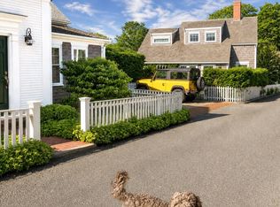 44 & 44B Pine St, Nantucket, MA 02554