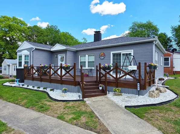 401 E 5th St, Mount Carmel, IL 62863