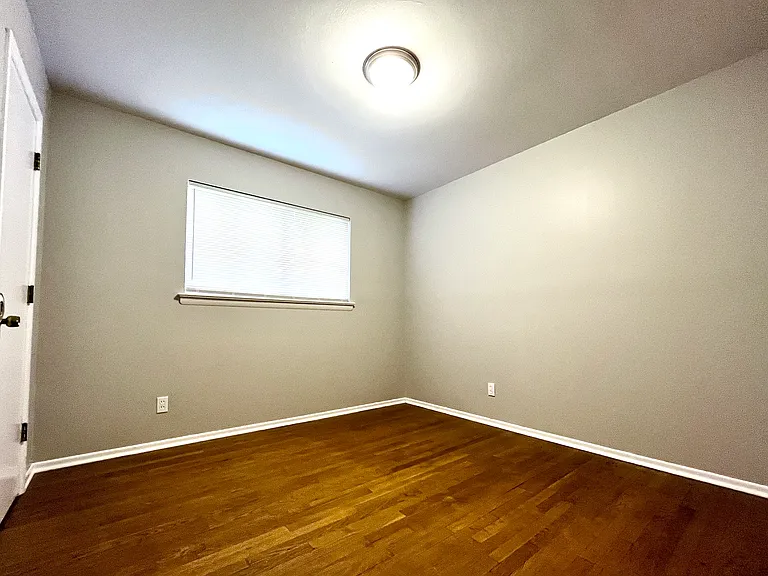 880 Gladiola Dr — Photo 6