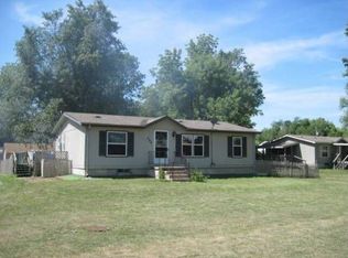 505 W 2nd St, Tescott, KS 67484