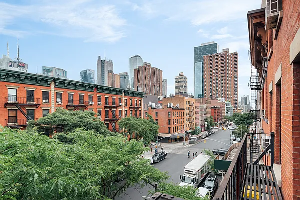 Rented by Maz Group NY | media 12