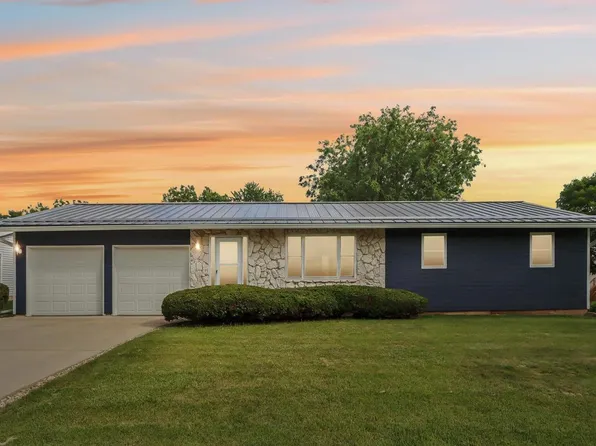 708 Willow Run Street, Cottage Grove, WI 53527