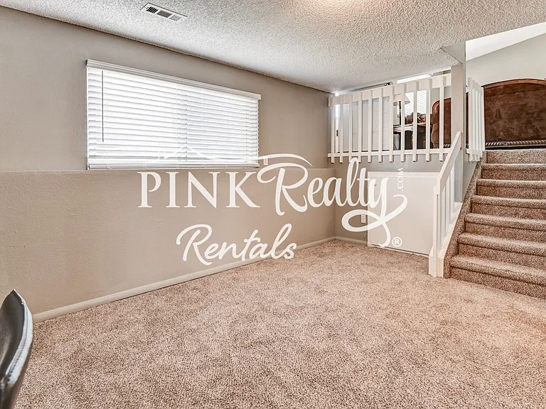 7365 Woodstock St — Photo 36