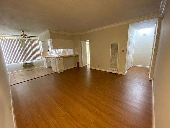 2nd image of 140 S Mariposa Ave APT 107