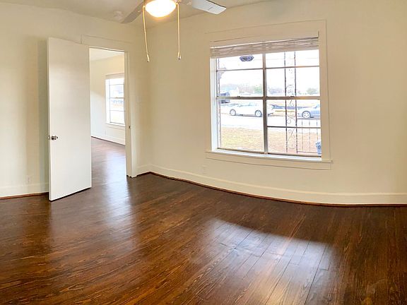 4th image of 1615 N Montclair Ave #1615