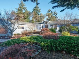 2193 Victoria Ave, Port Townsend, WA 98368