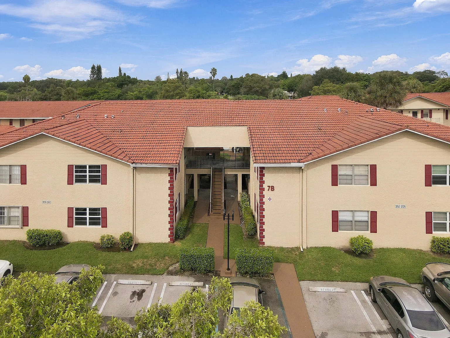 2 bed, 2.0 bath, 737 sqft, $2,000 — Photo 3