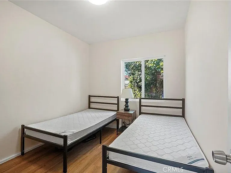 16757 Ludlow St — Photo 29