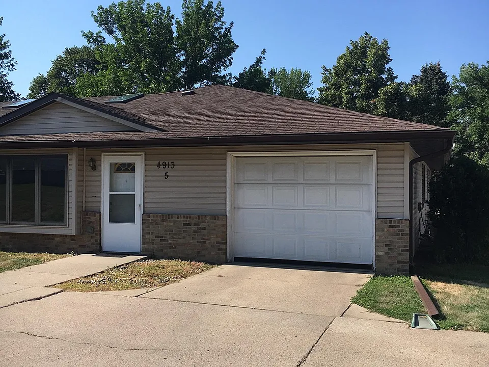 4913 W Kirkwood Cir #5