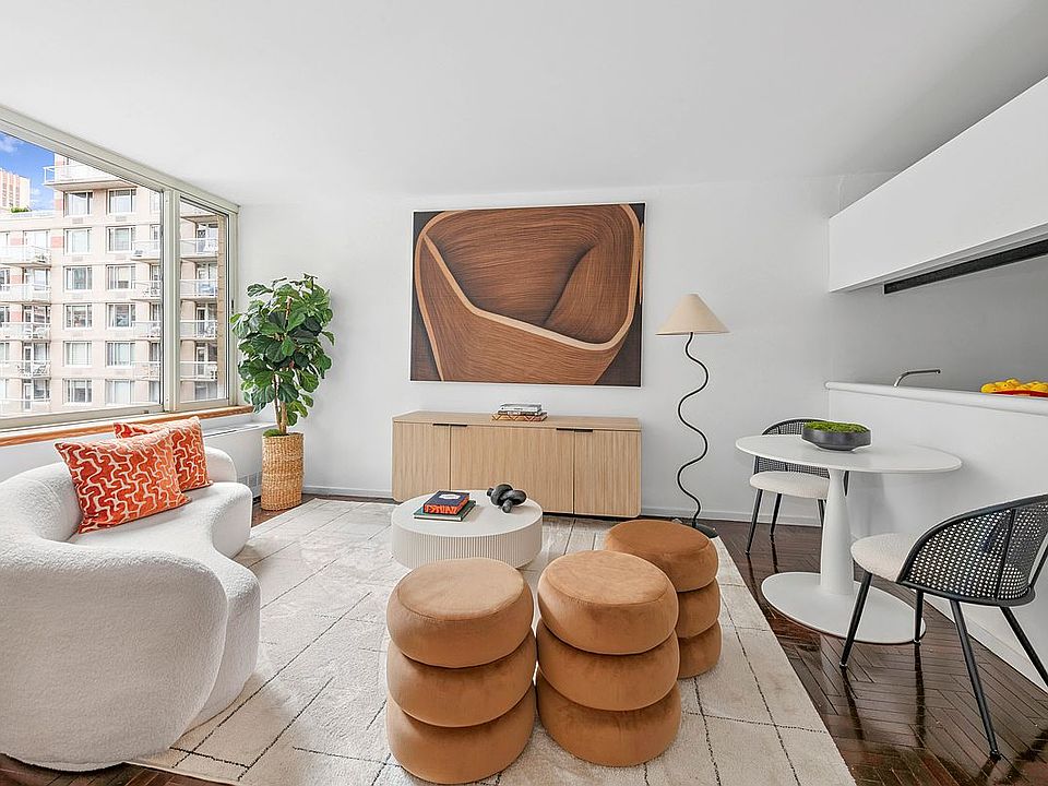 1st image of 2373 Broadway APT 1009