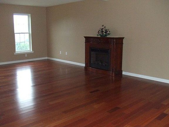 2nd image of 1158 Lincoln Ave #L-12