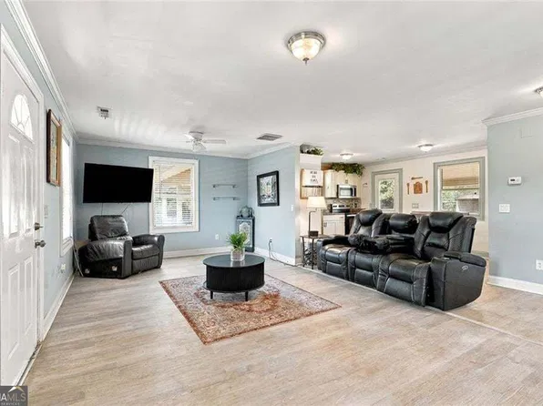 600 Cannon Dr, Social Circle, GA 30025