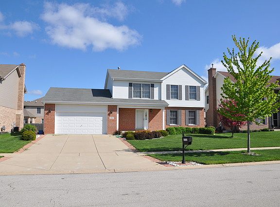3rd image of 1212 S Somerset Ln
