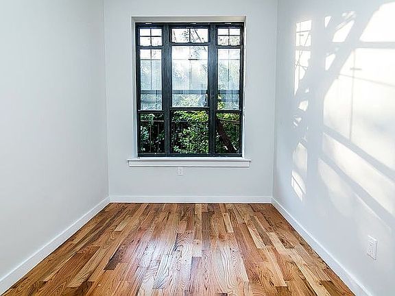 3rd image of 309 Harman St APT 3R