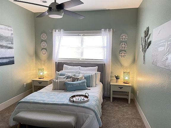 4th image of 717 Broadway St APT 2