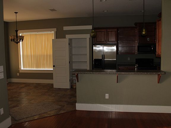 5th image of 11321 NW 74th Ct