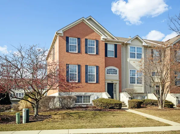 748 Lambert Ln, Bartlett, IL 60103